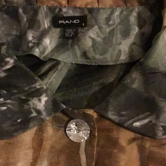 Abstract print jacket size large - Picture 3 of 4